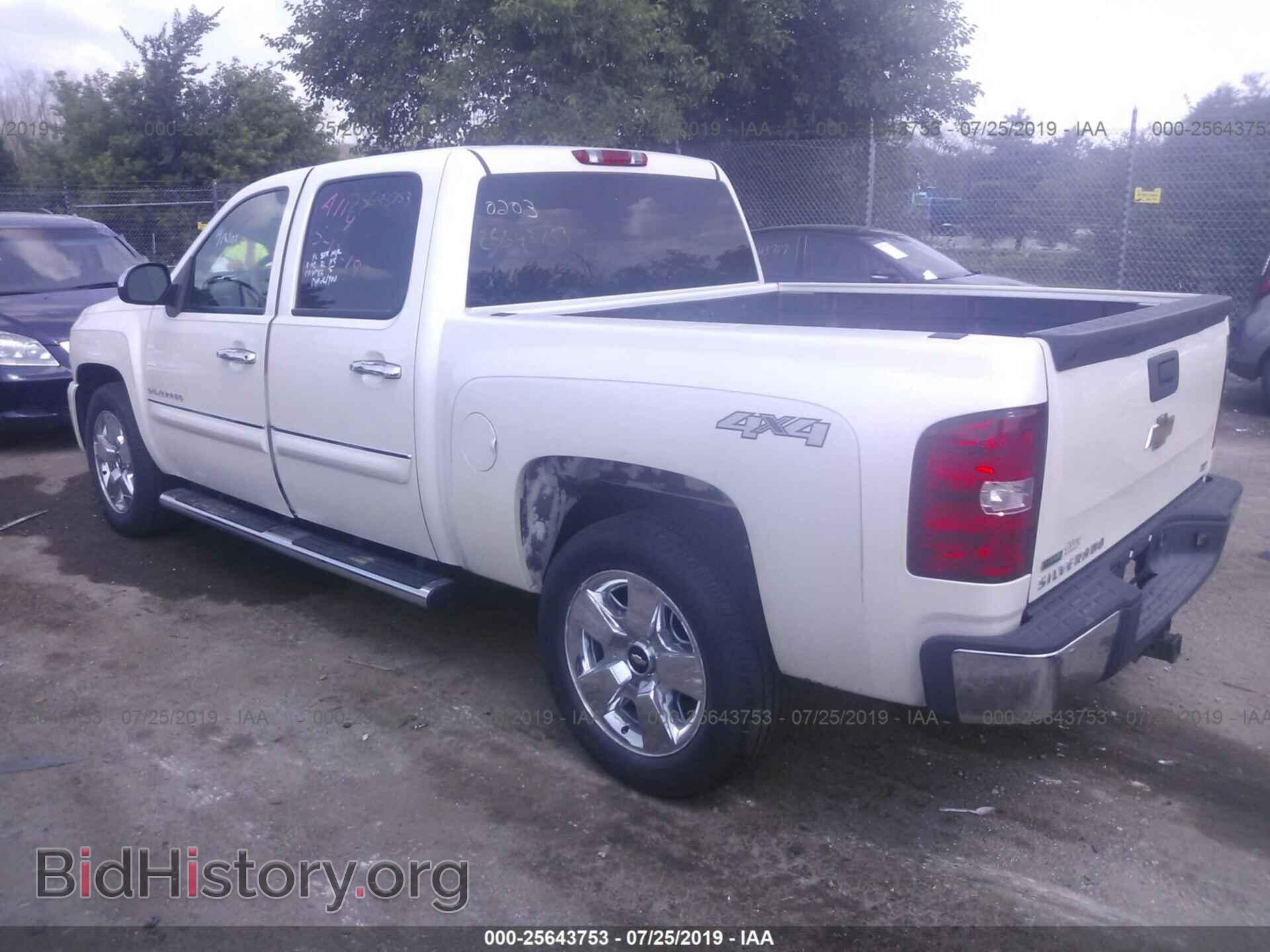 2011 CHEVROLET SILVERADO - VIN: 3GCPKTE36BG160203 - Фото 3