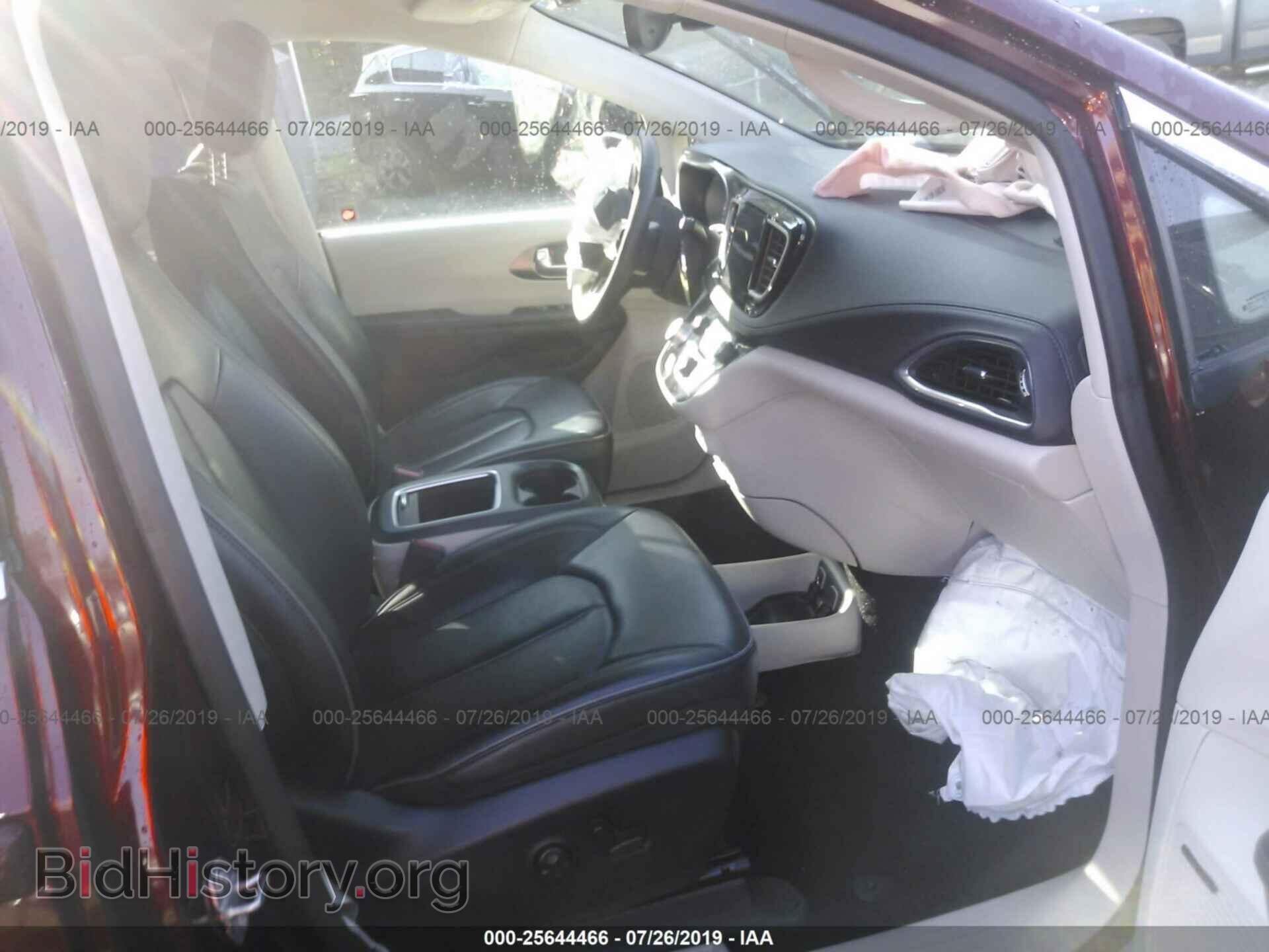 2018 CHRYSLER PACIFICA - VIN: 2C4RC1GG7JR226390 - Фото 5