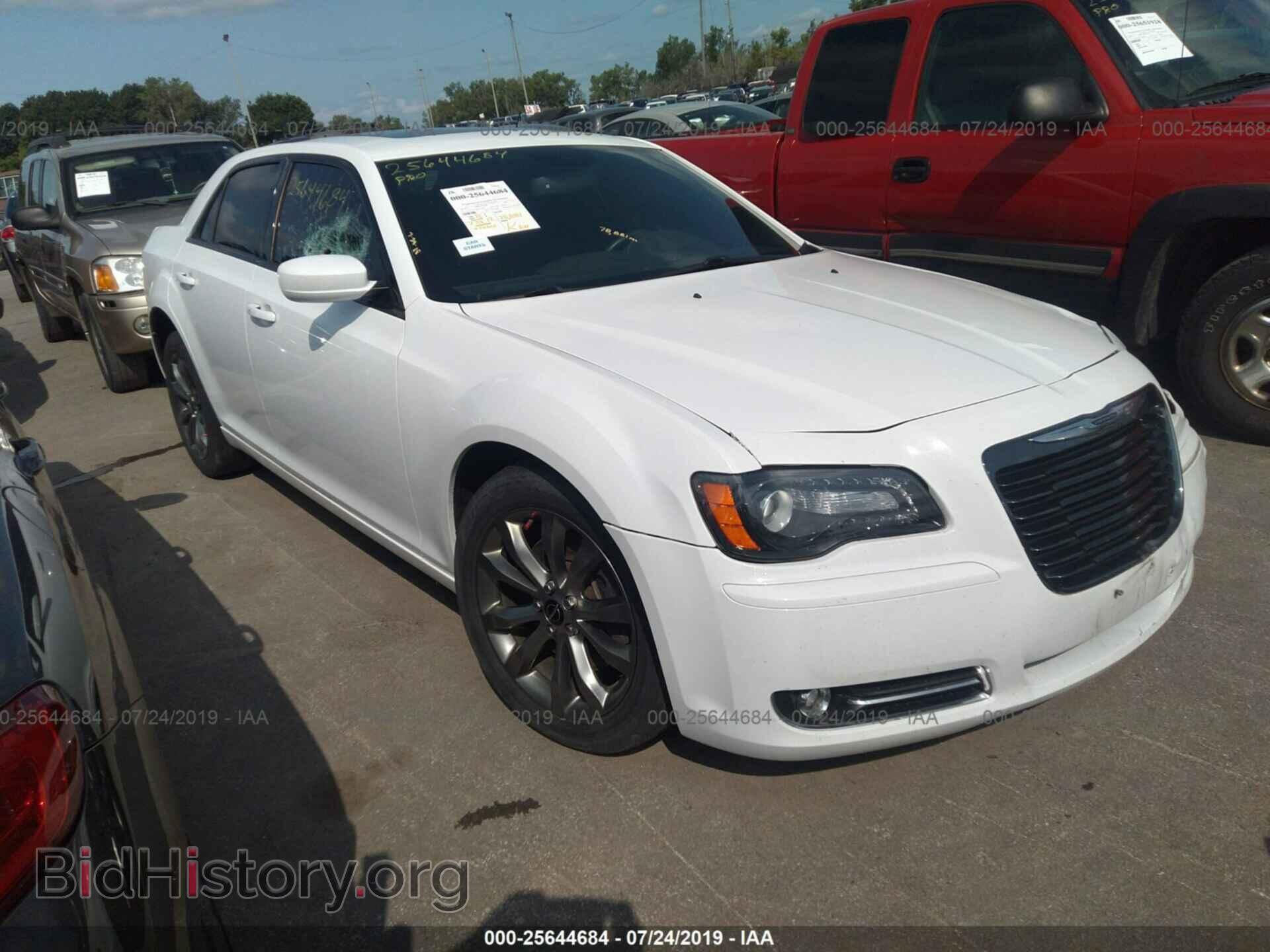 Фотография 2C3CCAGG8EH273563 - CHRYSLER 300 2014