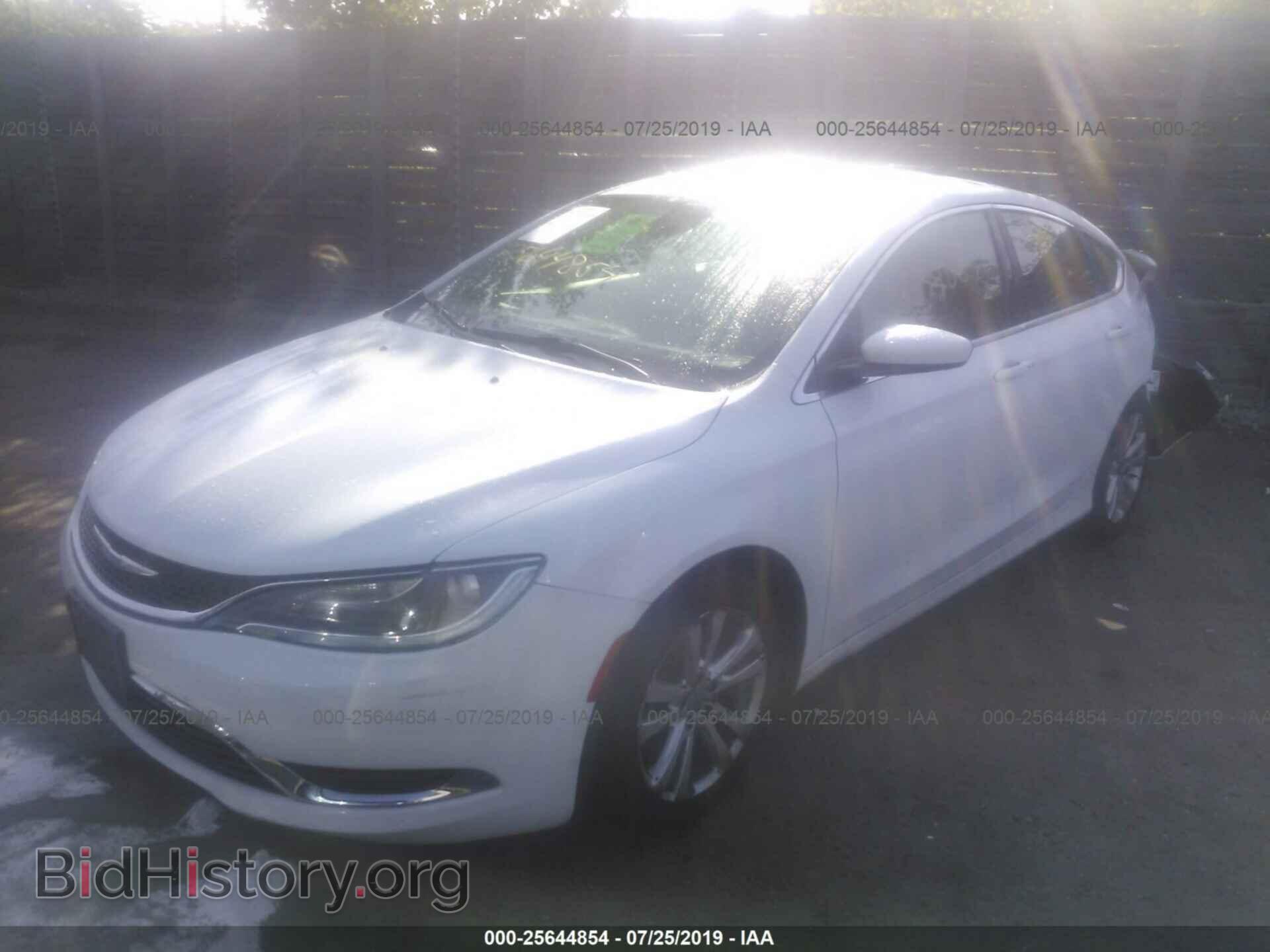 2015 CHRYSLER 200 - VIN: 1C3CCCAGXFN759806 - Фото 2