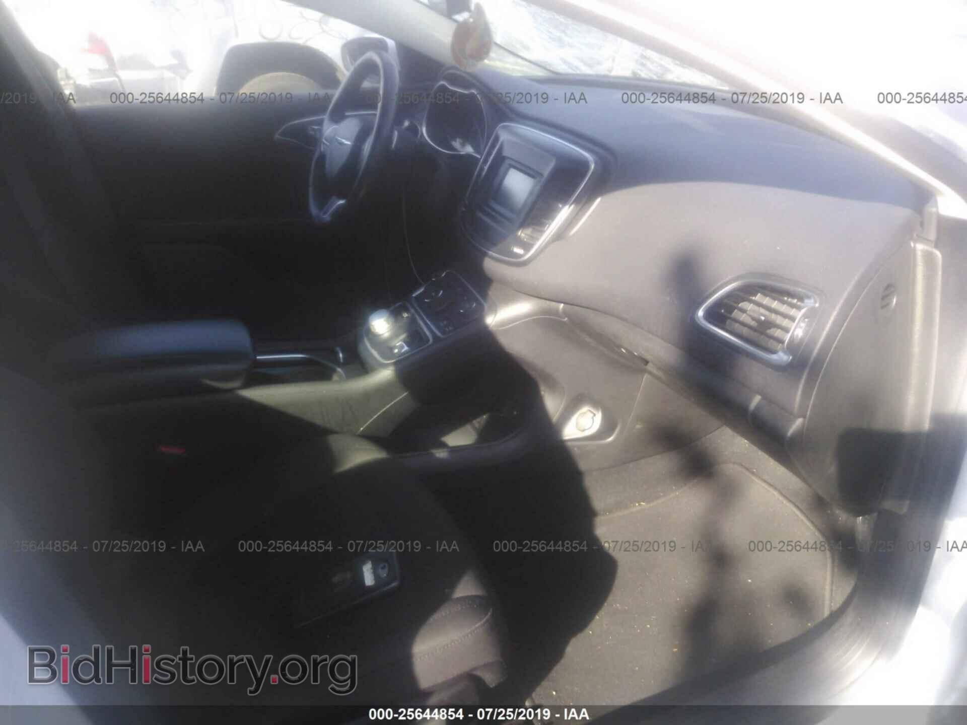 2015 CHRYSLER 200 - VIN: 1C3CCCAGXFN759806 - Фото 5