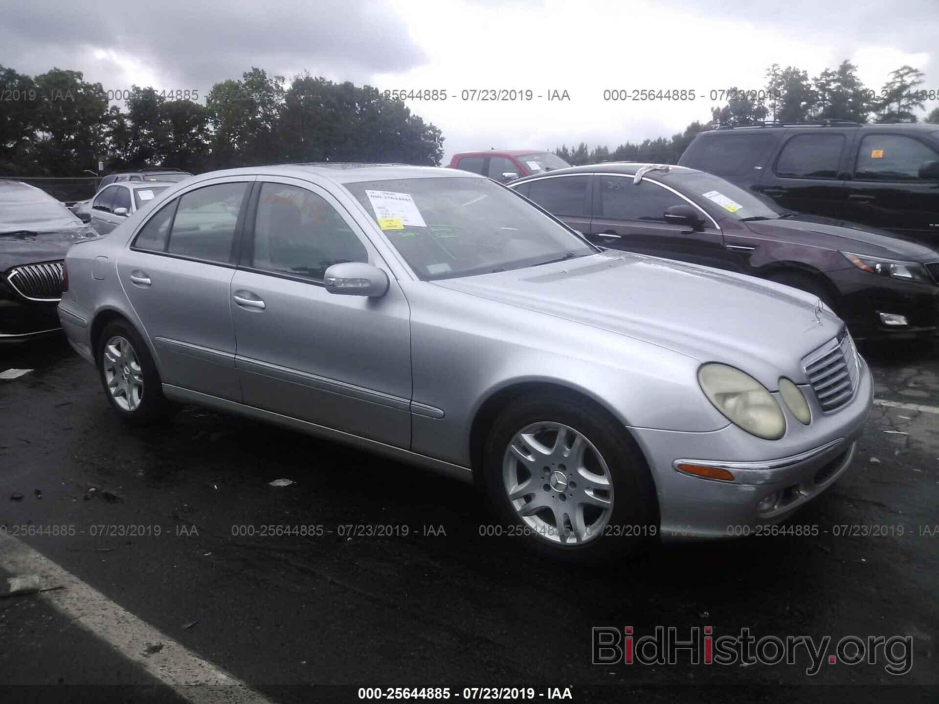 Photo WDBUF65J23A329705 - MERCEDES-BENZ E 2003