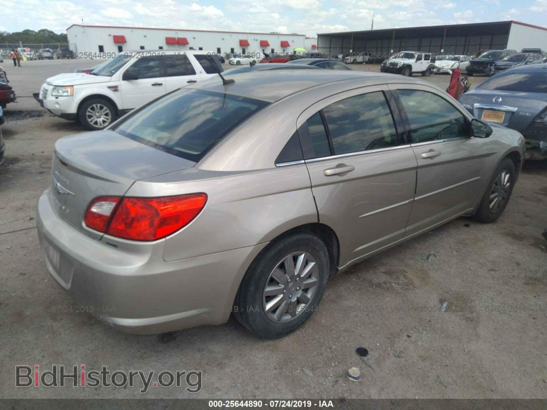 2009 CHRYSLER SEBRING - VIN: 1C3LC46B39N567179 - Фото 4