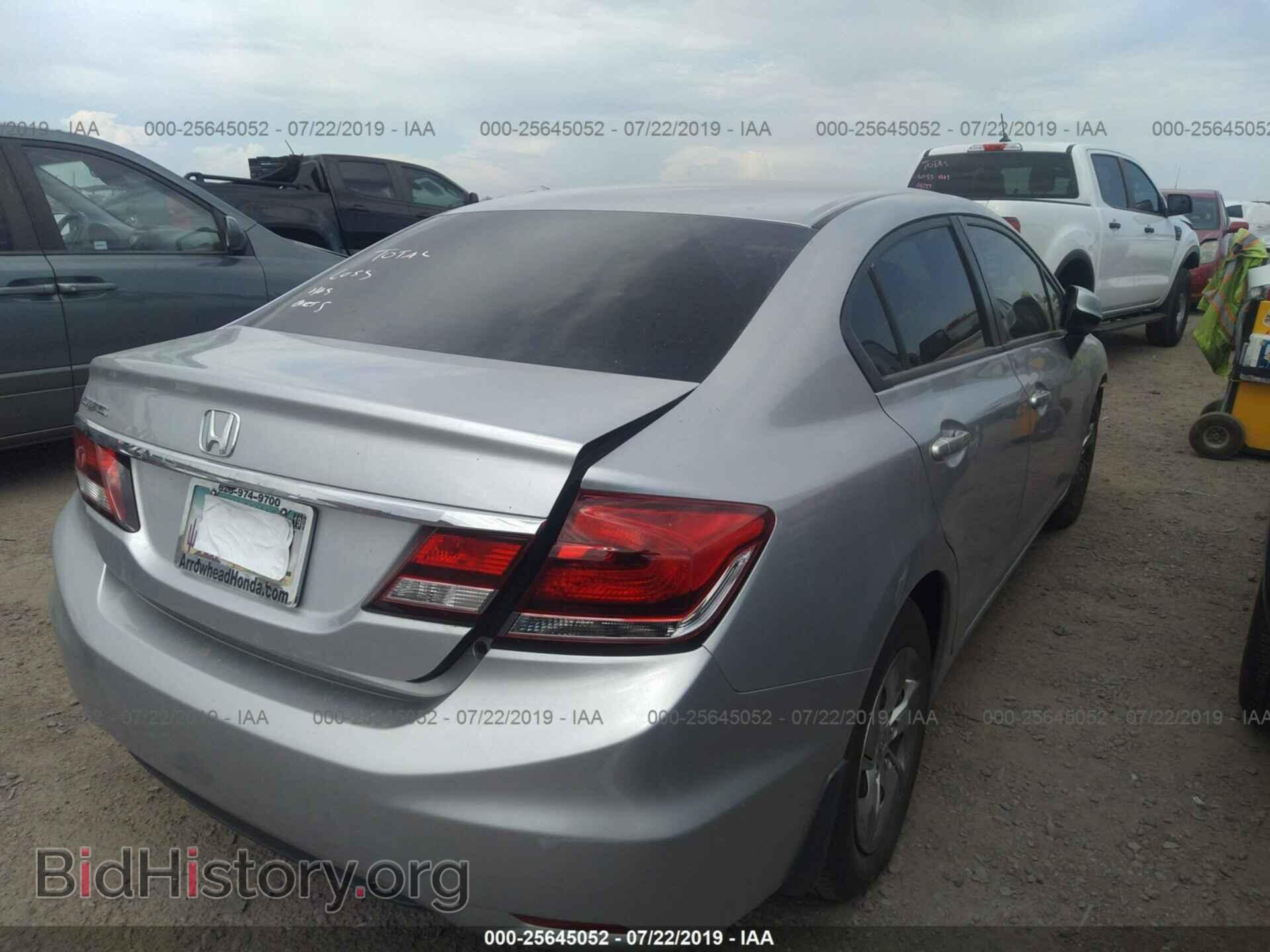 2013 HONDA CIVIC - VIN: 2HGFB2F57DH582619 - Фото 4