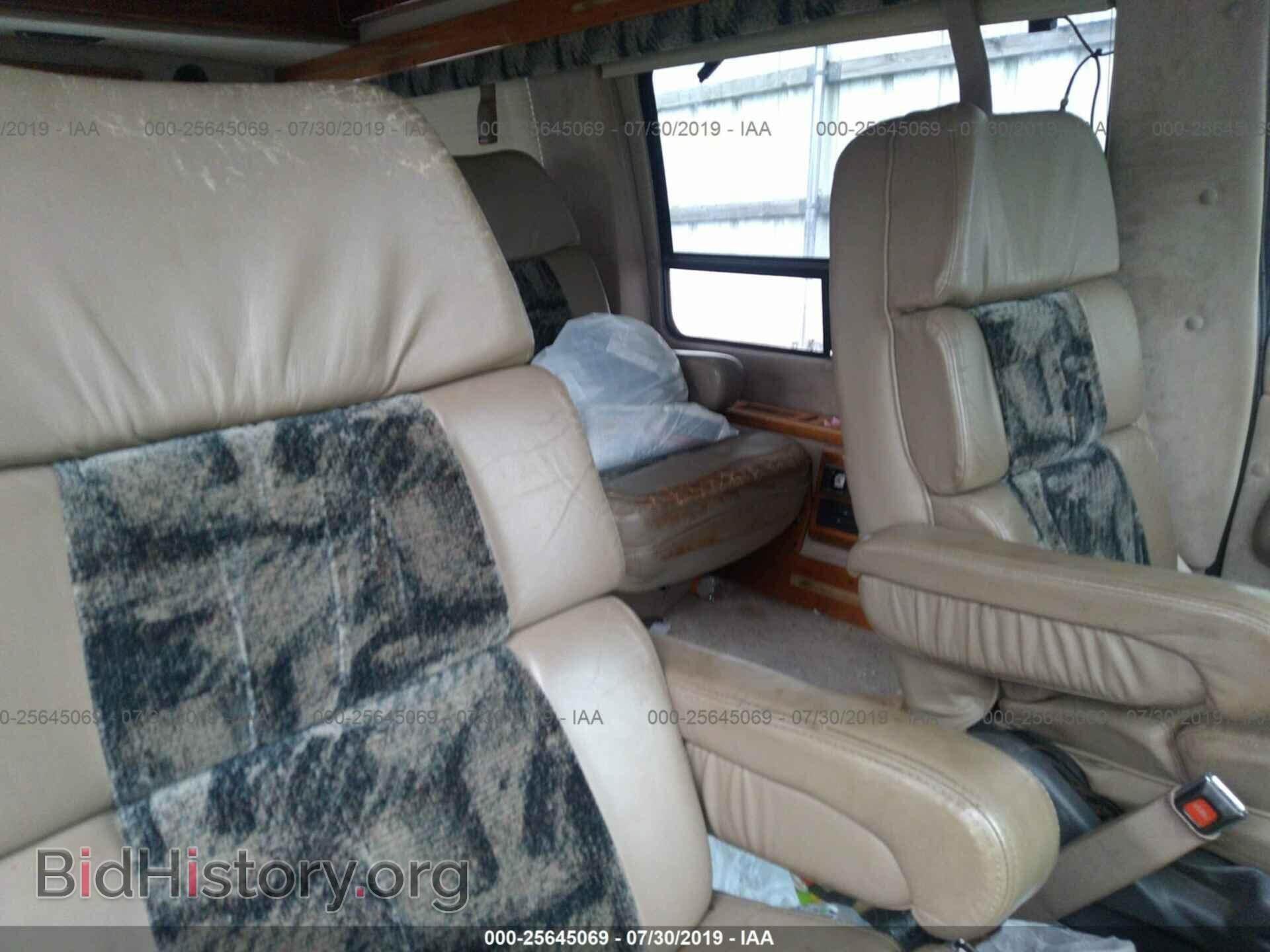 1994 FORD ECONOLINE - VIN: 1FDEE14H6RHB76946 - Photo 8