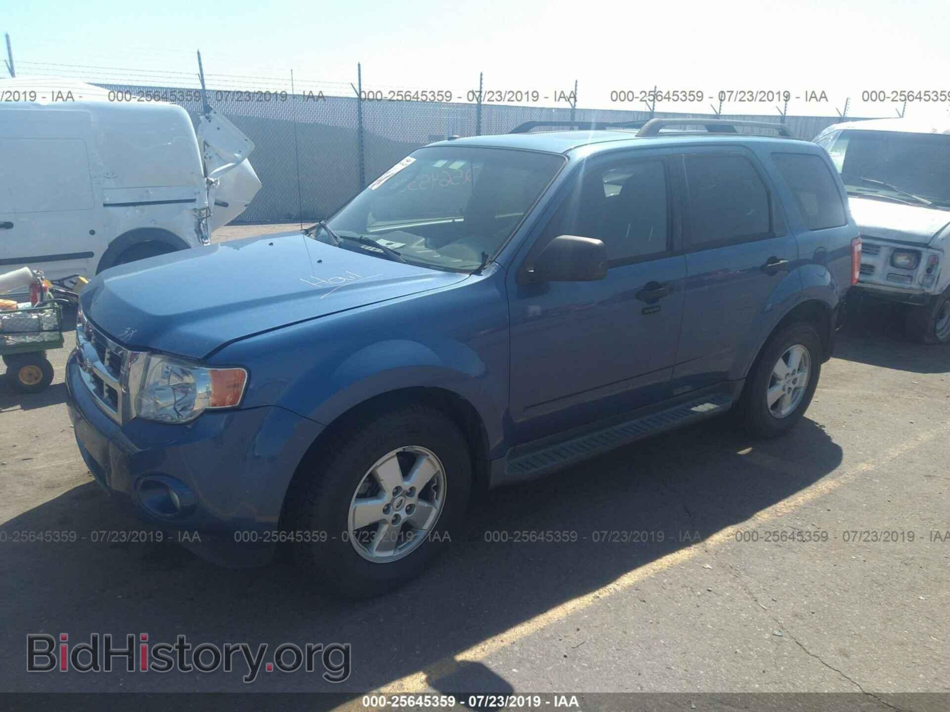 2009 FORD ESCAPE - VIN: 1FMCU03779KB09157 - Фото 2