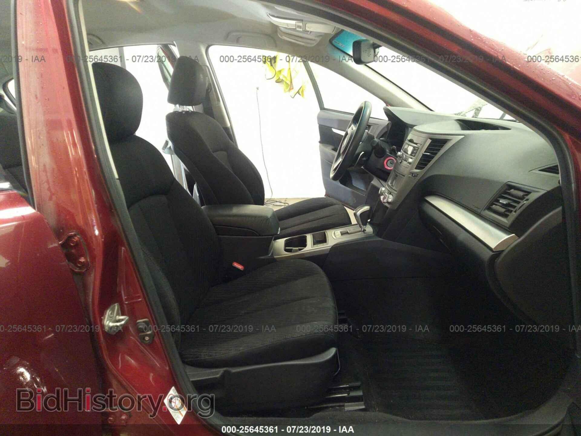 2011 SUBARU LEGACY - VIN: 4S3BMDA67B2243044 - Фото 5