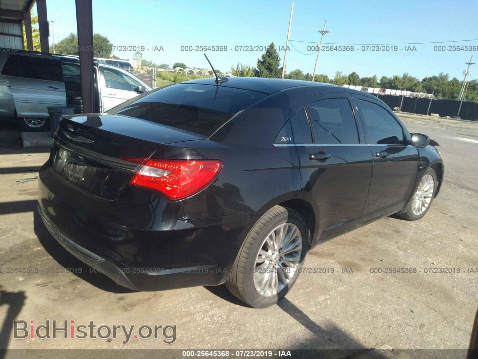 2012 CHRYSLER 200 - VIN: 1C3CCBABXCN155280 - Фото 4