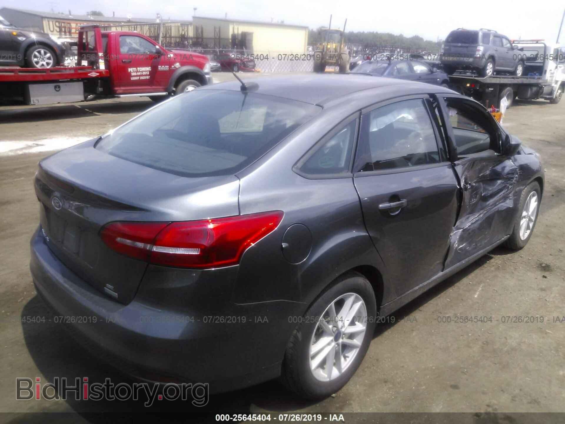 2018 FORD FOCUS - VIN: 1FADP3FE0JL216065 - Фото 4