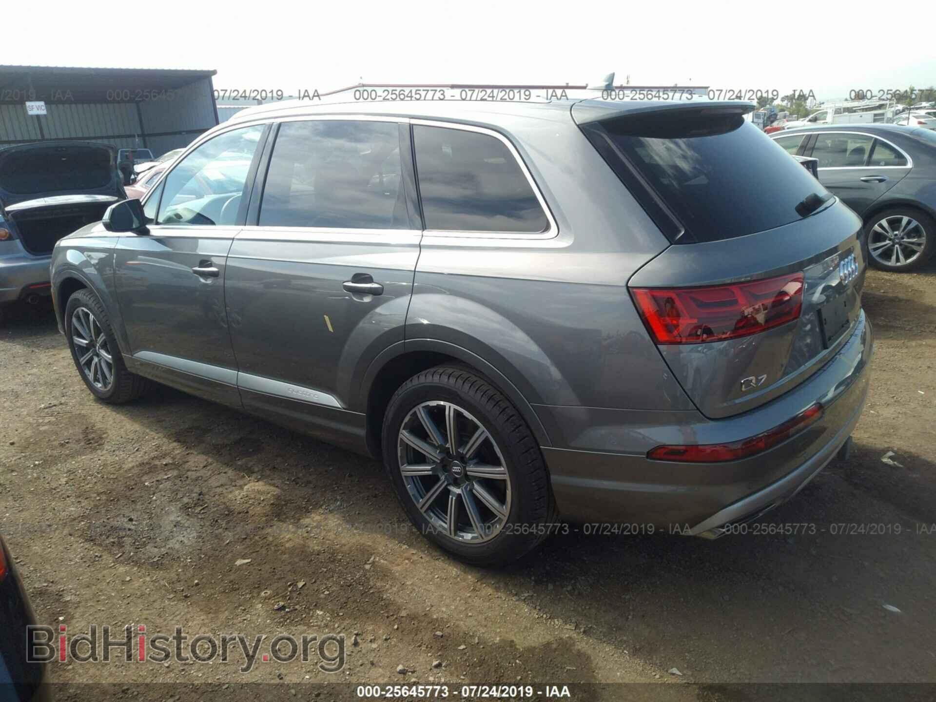 2017 AUDI Q7 - VIN: WA1LAAF7XHD021909 - Фото 3