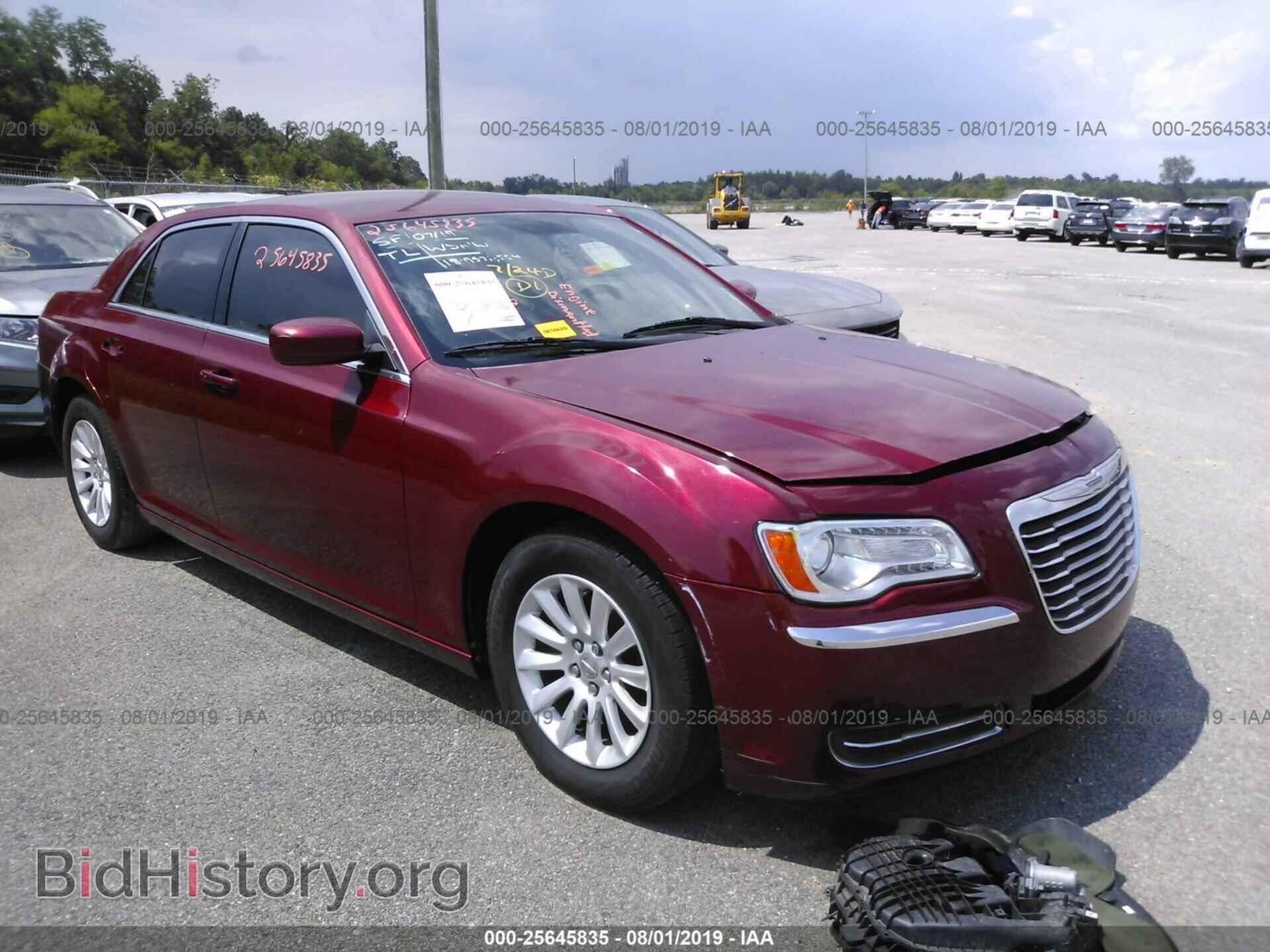 Фотография 2C3CCAAG0CH227294 - CHRYSLER 300 2012