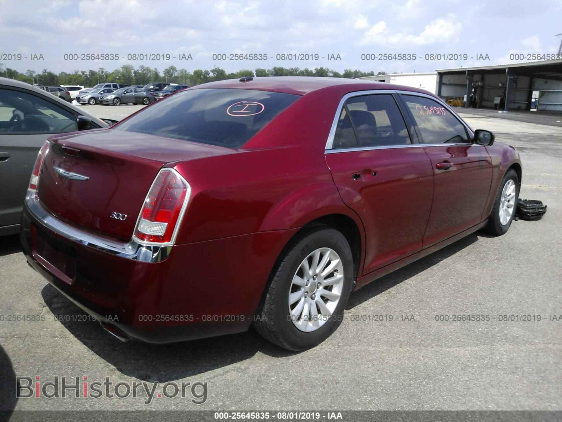 2012 CHRYSLER 300 - VIN: 2C3CCAAG0CH227294 - Photo 4