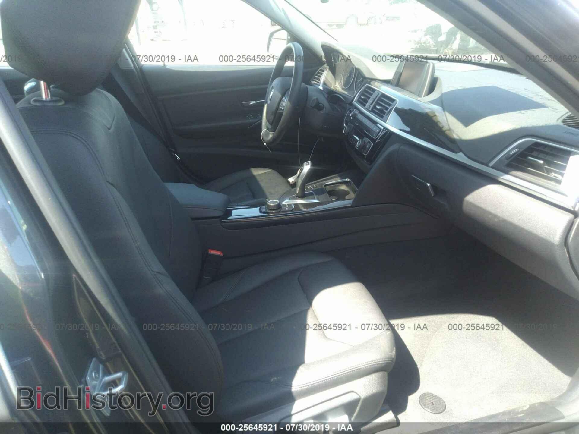 2018 BMW 320 - VIN: WBA8A9C51JK623321 - Photo 5