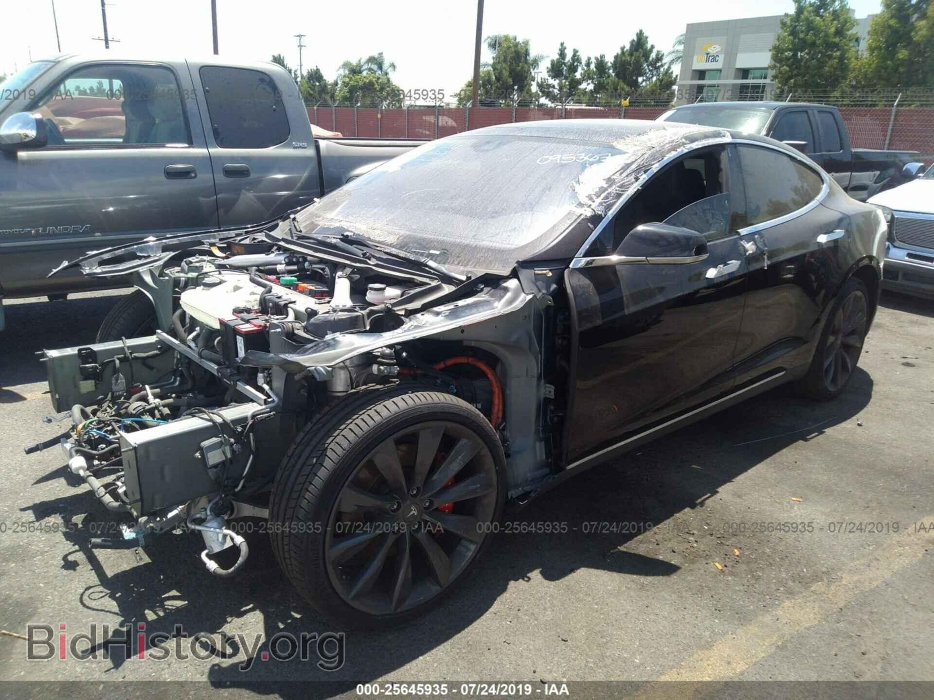 2015 TESLA MODEL S - VIN: 5YJSA1H44FF095367 - Фото 2