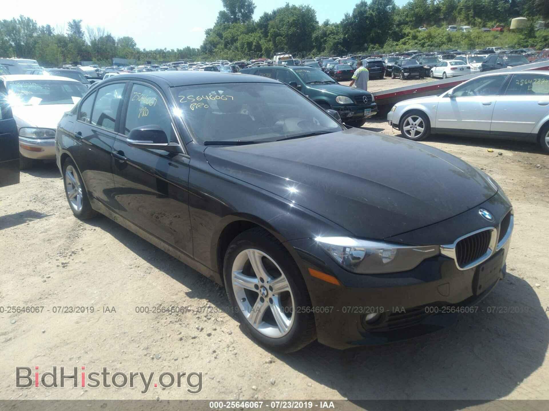 Photo WBA3C3C55EF983417 - BMW 320 2014