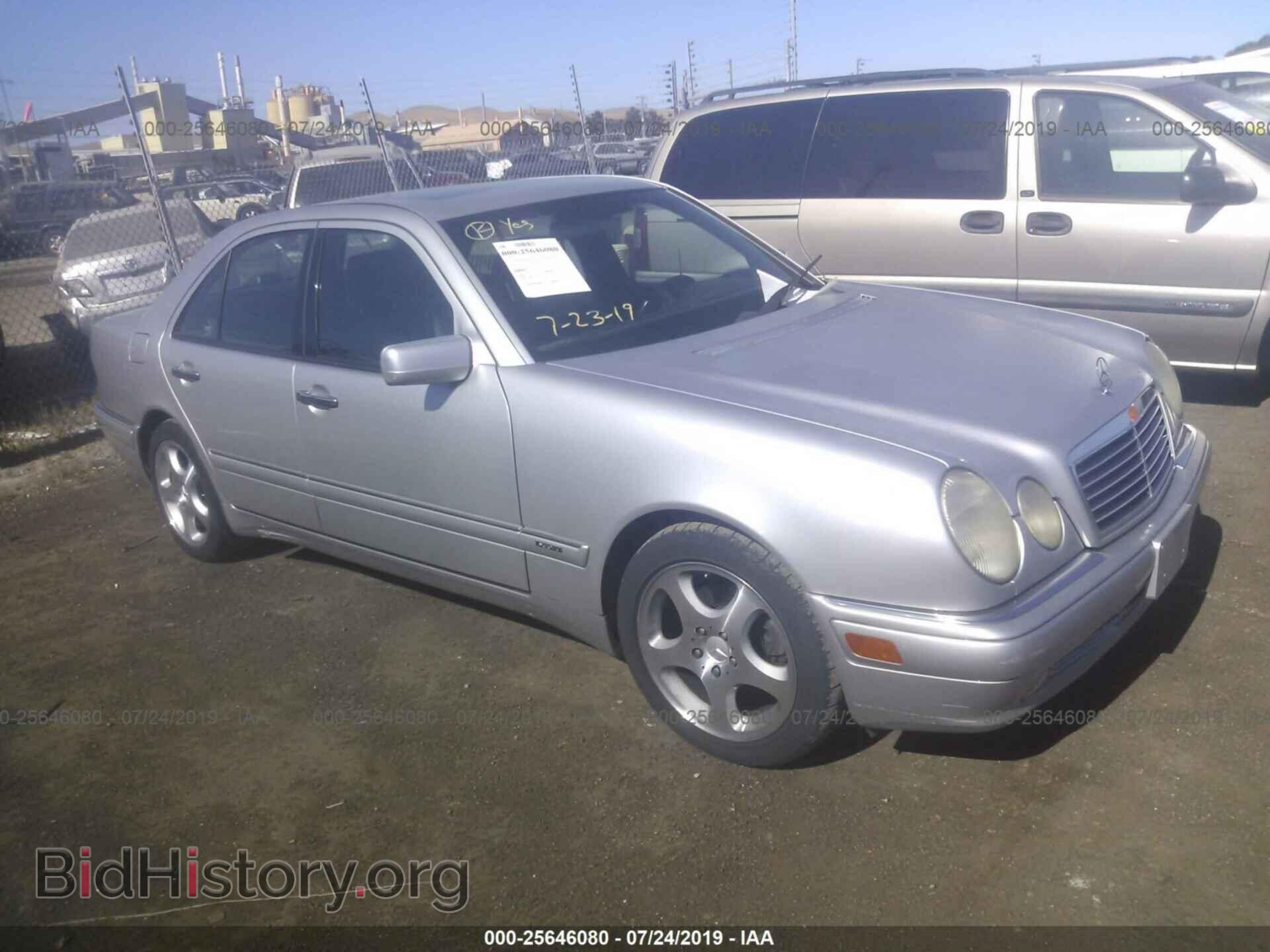 Фотография WDBJF70FXWA604432 - MERCEDES-BENZ E 1998
