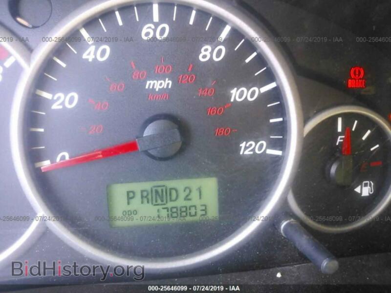 2006 Mazda TRIBUTE (VIN 4F2CZ96166KM16865) — photo 7 of 10