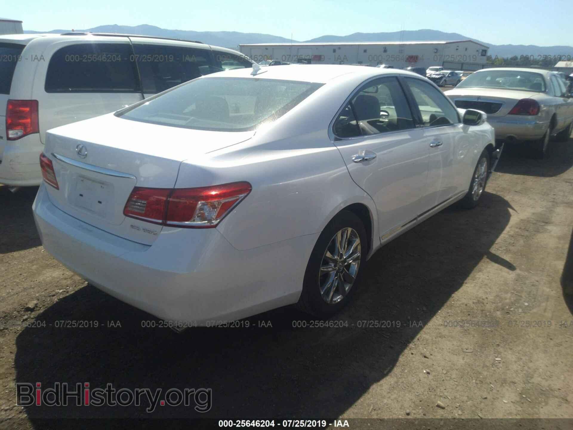2011 LEXUS ES - VIN: JTHBK1EG7B2456033 - Фото 4