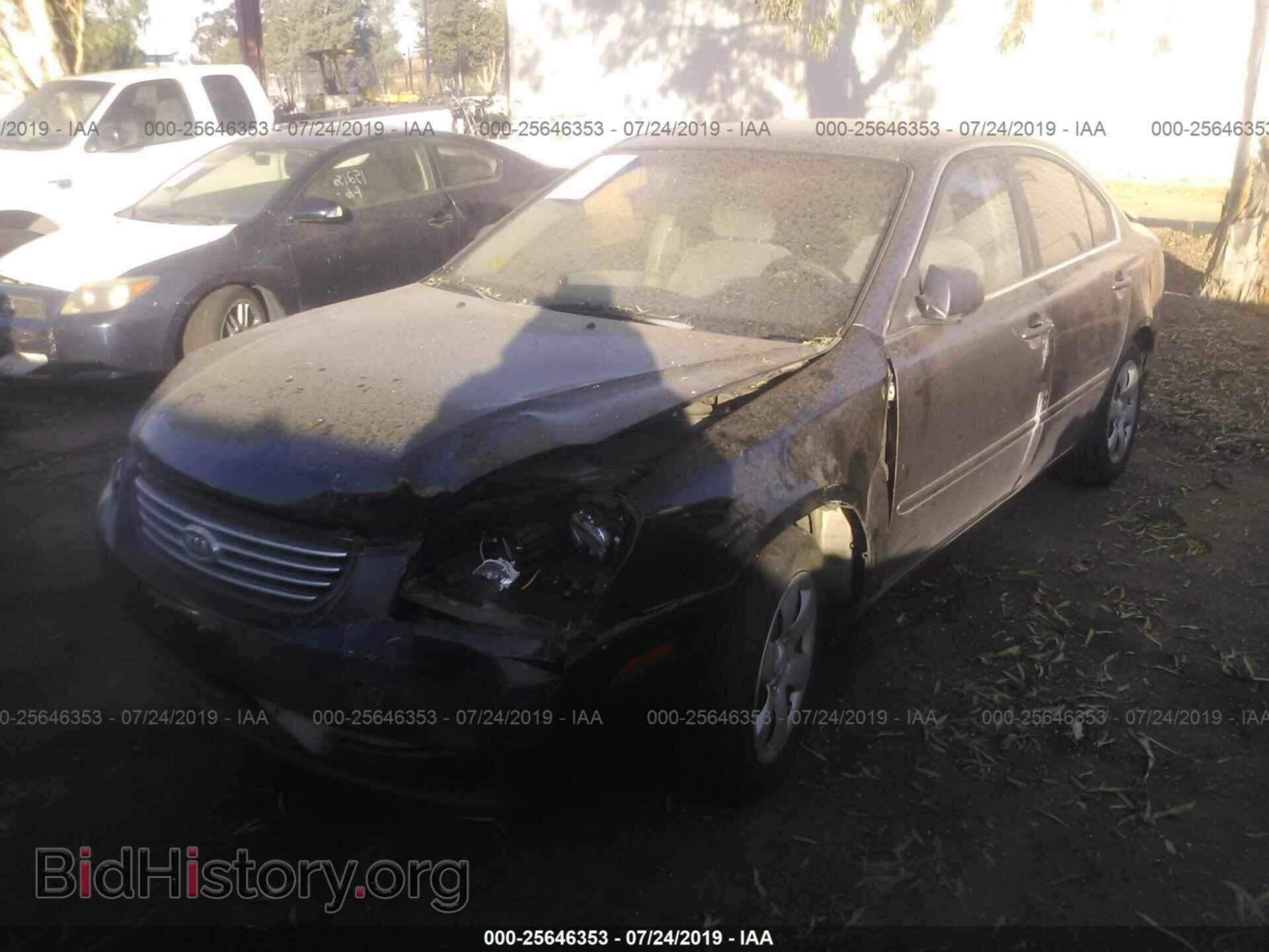 2007 KIA OPTIMA - VIN: KNAGE123X75116474 - Фото 2