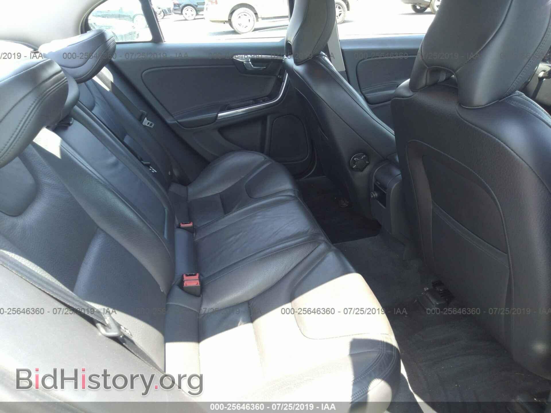 2014 VOLVO S60 - VIN: YV1612FS0E2277149 - Фото 8