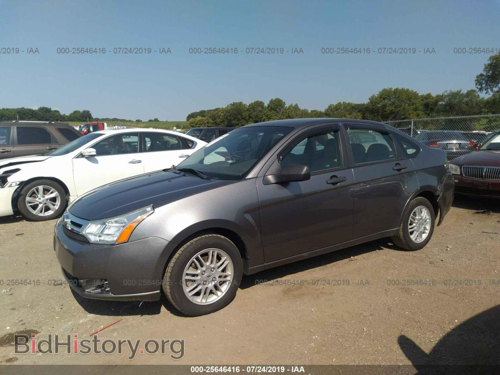2011 FORD FOCUS - VIN: 1FAHP3FN3BW165419 - Фото 2