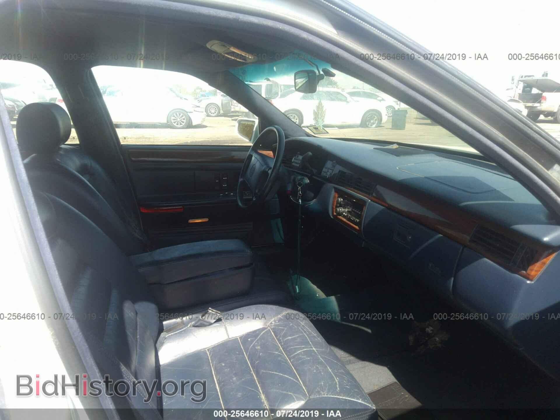 1994 CADILLAC DEVILLE - VIN: 1G6KD52B8RU252418 - Фото 5