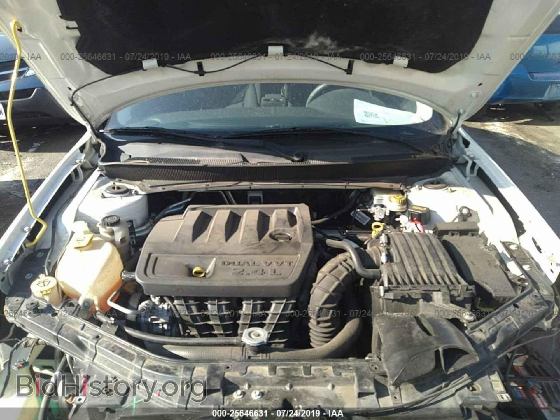 2009 CHRYSLER SEBRING - VIN: 1C3LC46B99N558051 - Фото 10