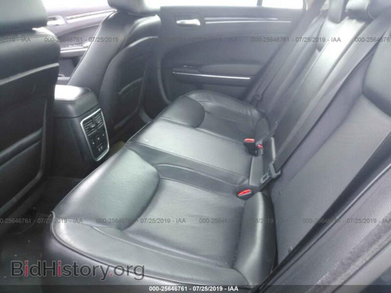 2016 Chrysler 300C (VIN 2C3CCAEG5GH342327) — фото 8 из 10