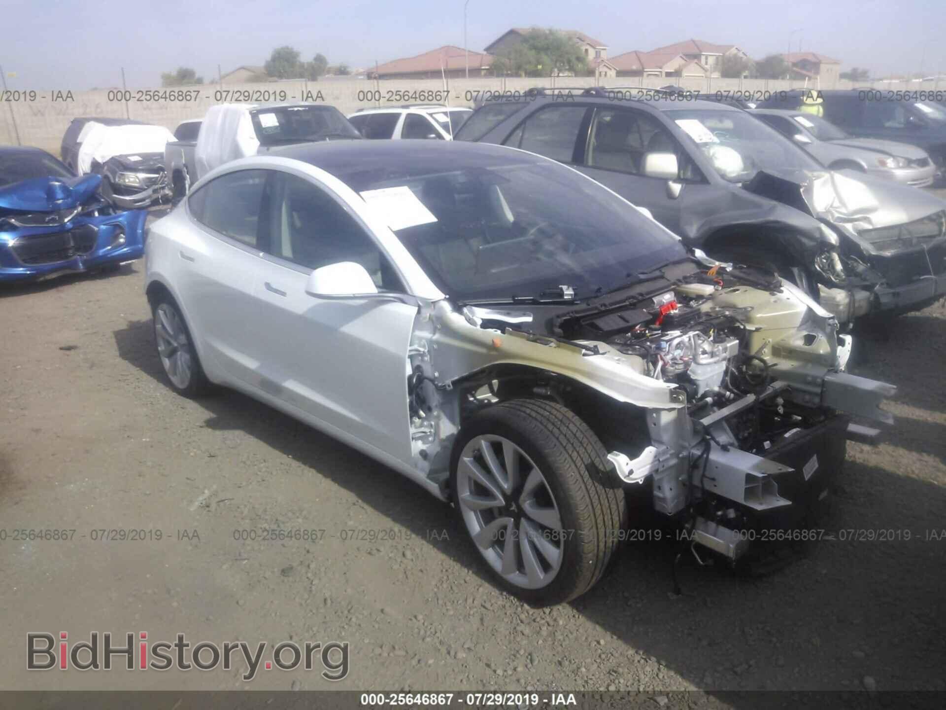 Фотография 5YJ3E1EB9JF067715 - TESLA MODEL 3 2018
