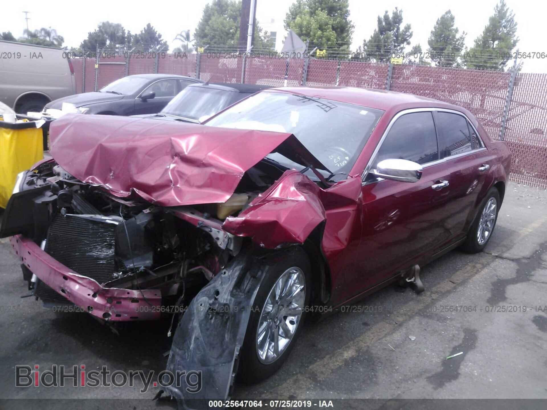 2012 CHRYSLER 300 - VIN: 2C3CCACG9CH138207 - Фото 2