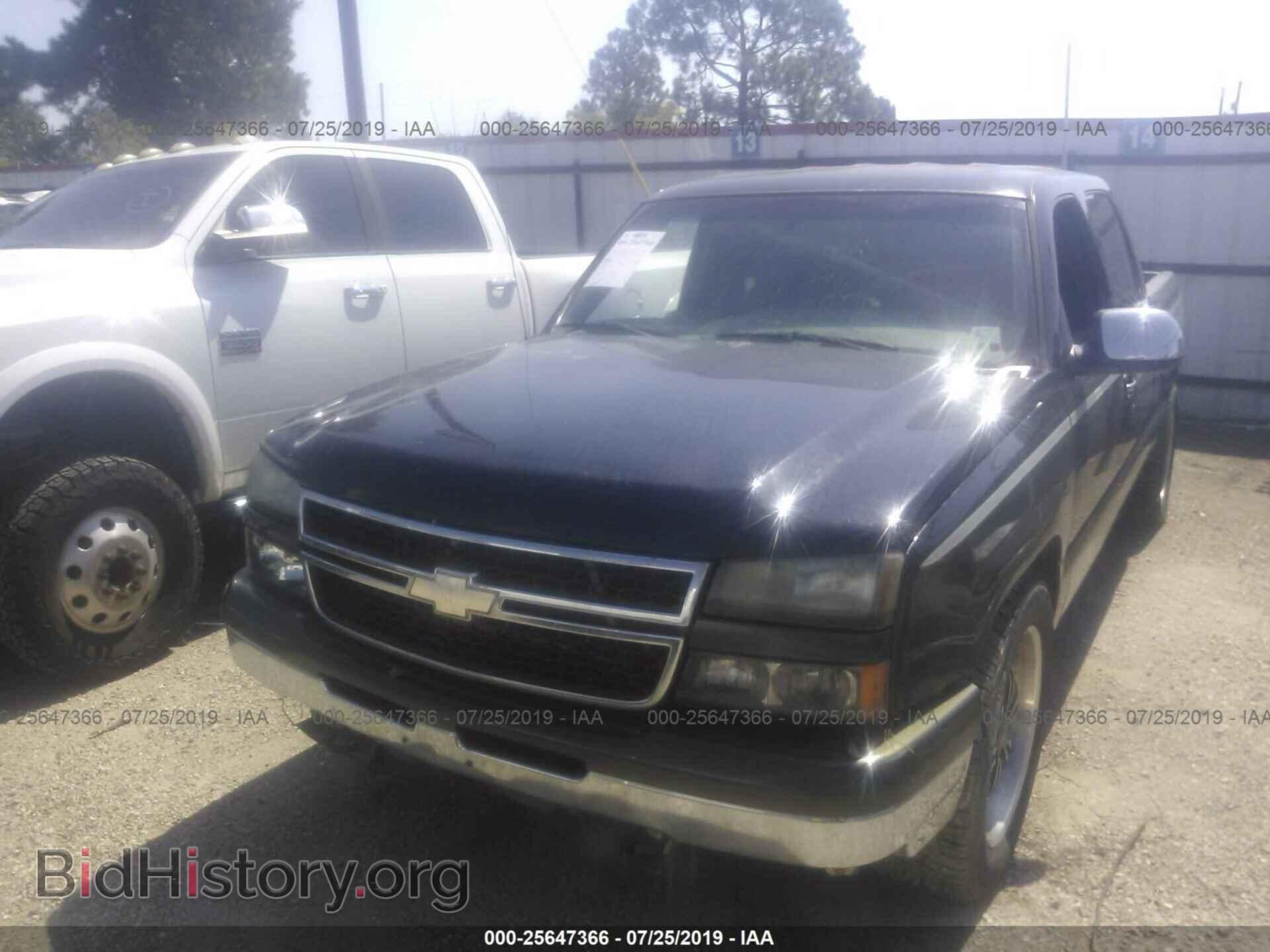 2006 CHEVROLET SILVERADO - VIN: 2GCEC13VX61262485 - Photo 2