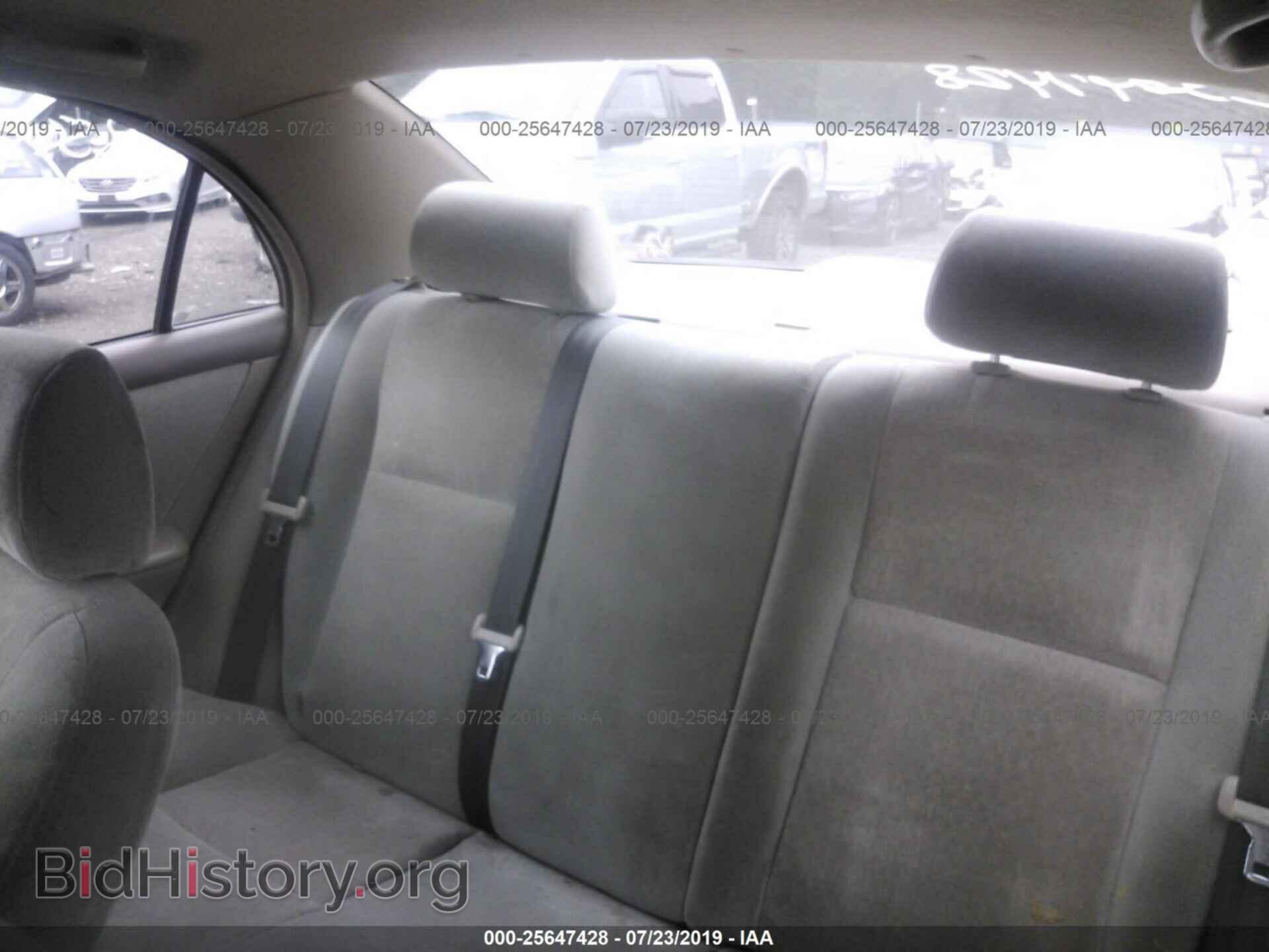 2003 TOYOTA COROLLA - VIN: 2T1BR32E13C119064 - Фото 8