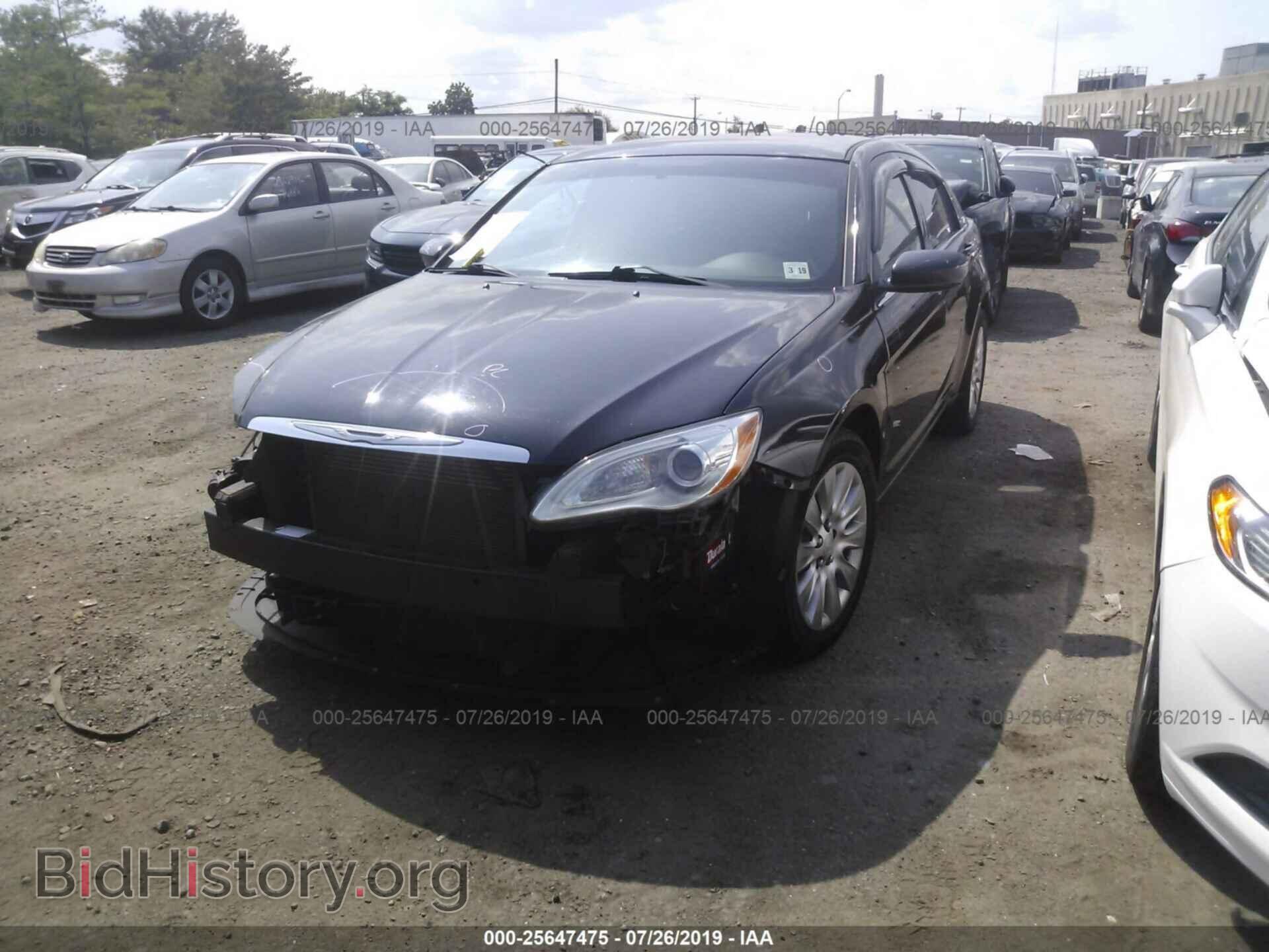 2014 CHRYSLER 200 - VIN: 1C3CCBAB1EN145112 - Фото 2