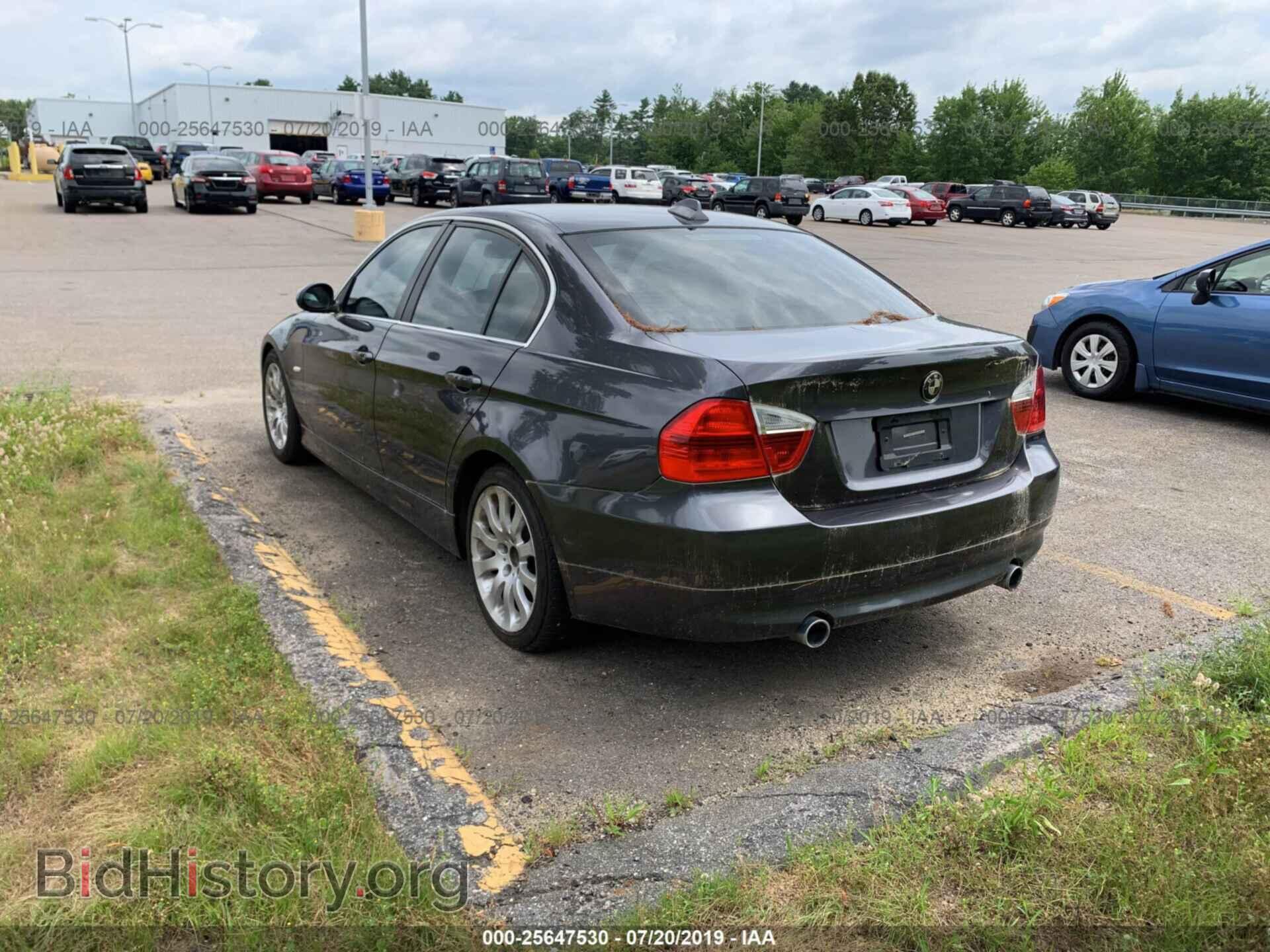 2008 BMW 335 - VIN: WBAVD53588A252757 - Фото 3