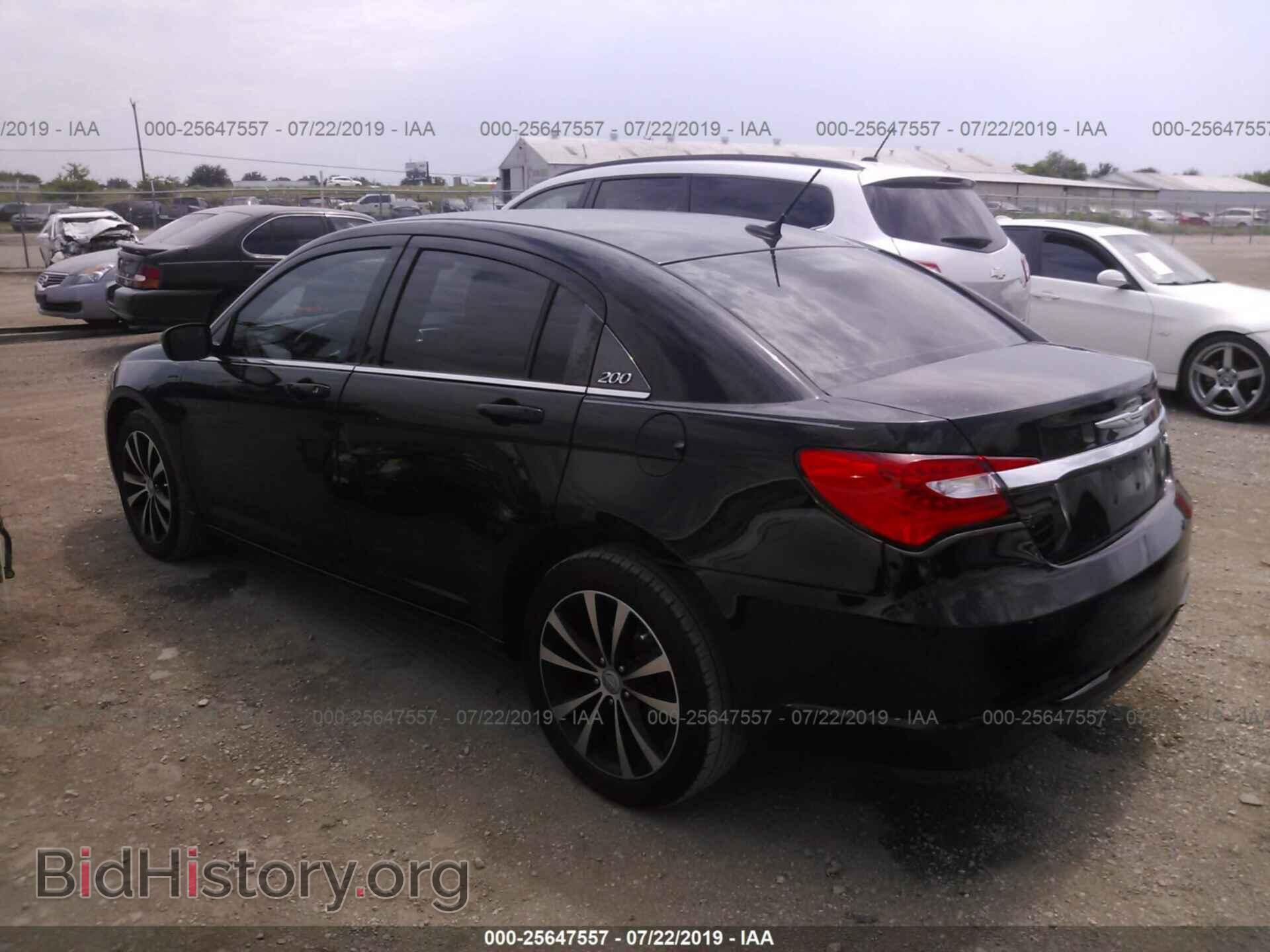 2012 CHRYSLER 200 - VIN: 1C3CCBHG8CN150323 - Фото 3