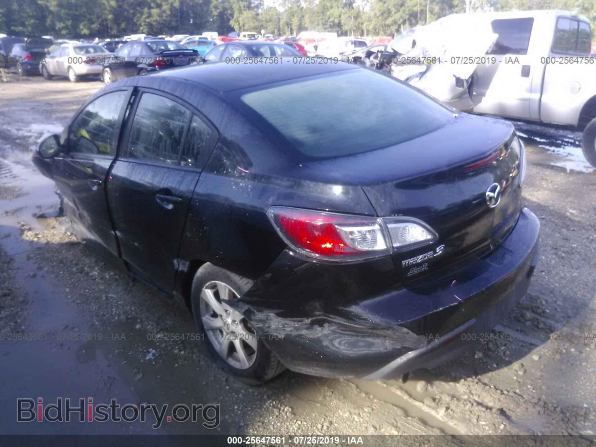 2011 MAZDA 3 - VIN: JM1BL1VF5B1498471 - Фото 3