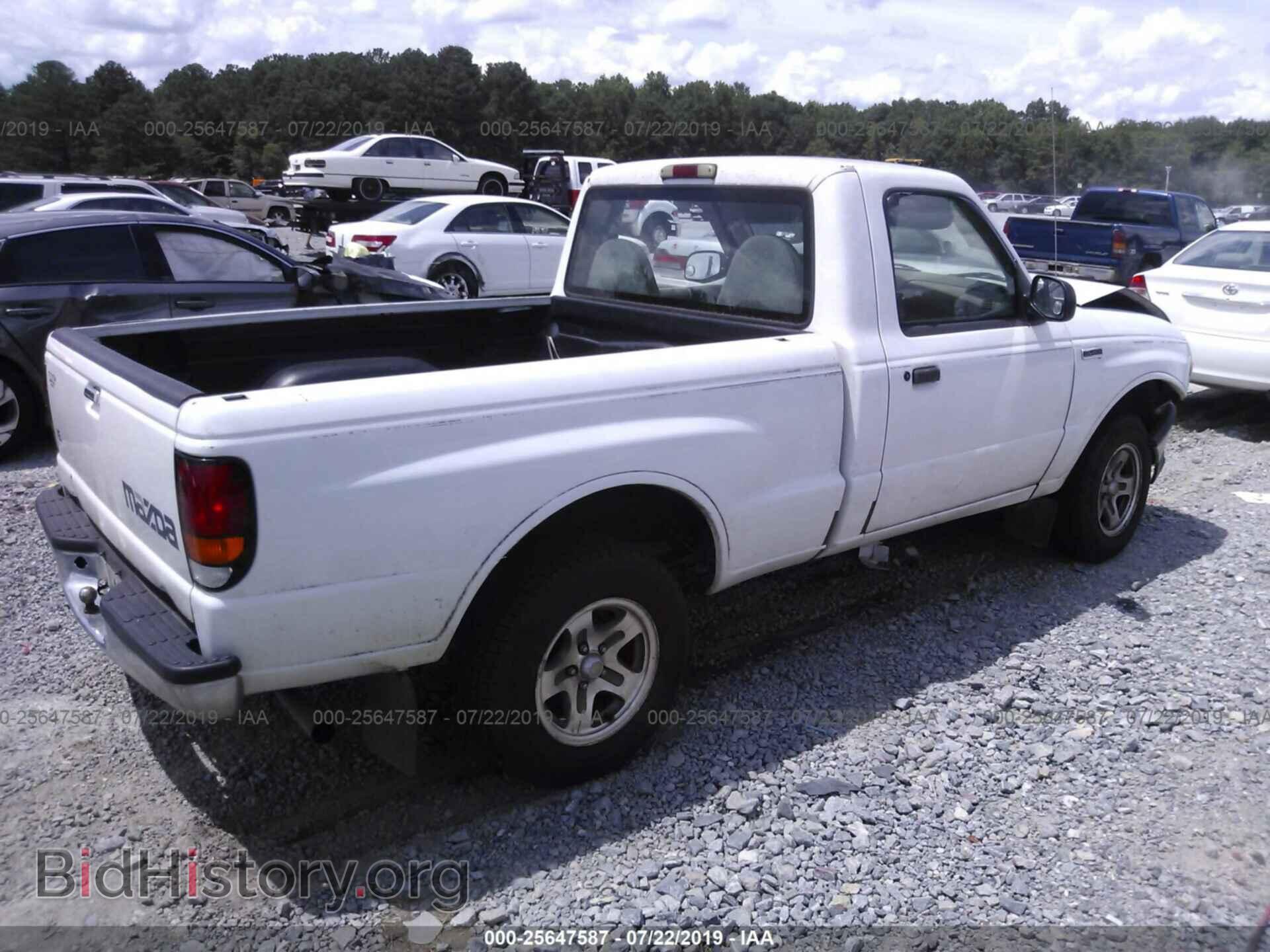 2000 MAZDA B2500 - VIN: 4F4YR12C2YTM27641 - Photo 4