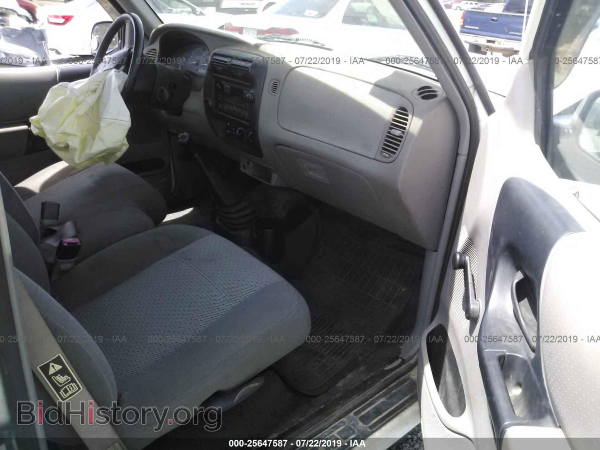 2000 MAZDA B2500 - VIN: 4F4YR12C2YTM27641 - Photo 5