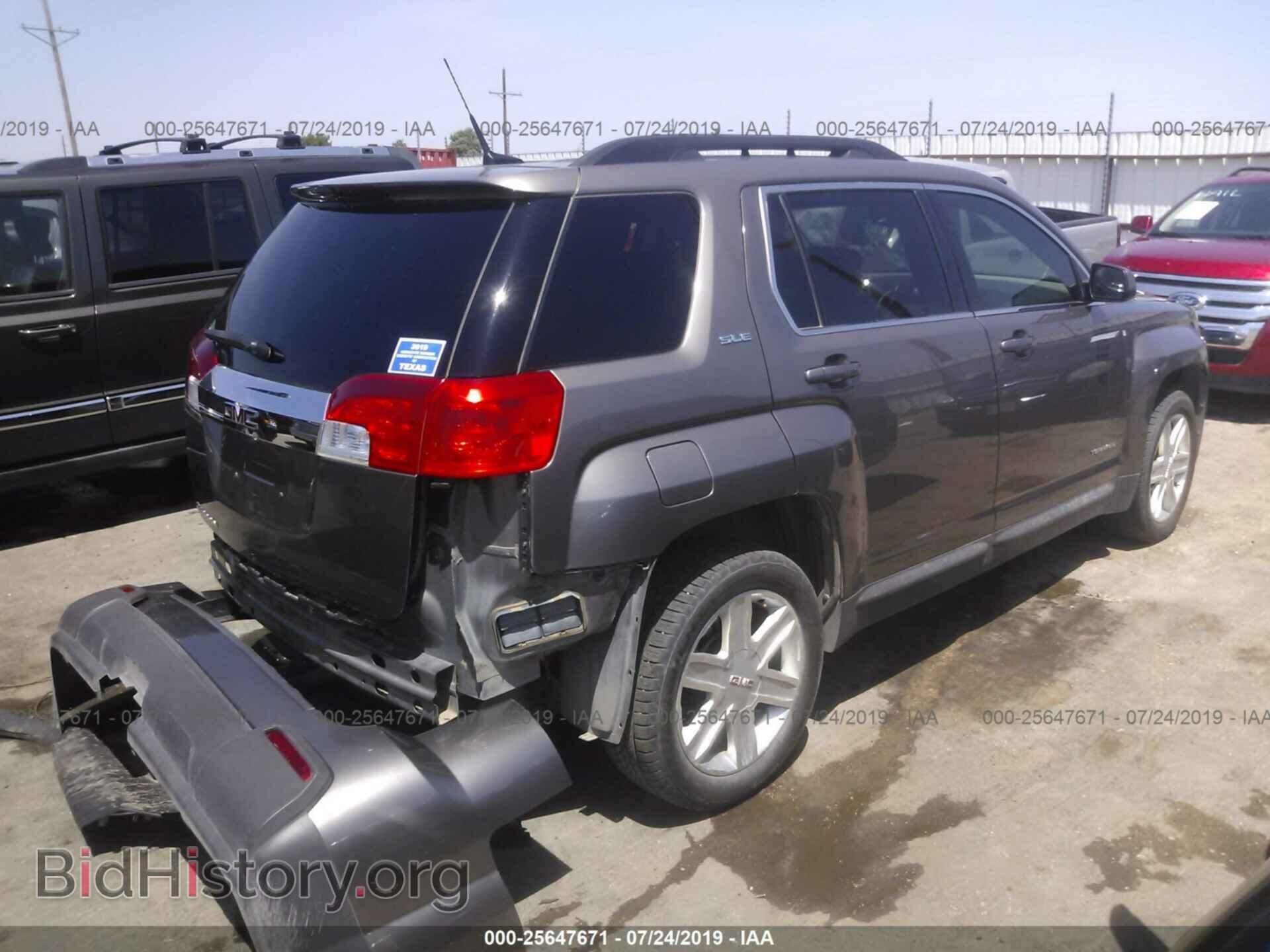 2011 GMC TERRAIN - VIN: 2CTALSEC4B6273046 - Photo 4