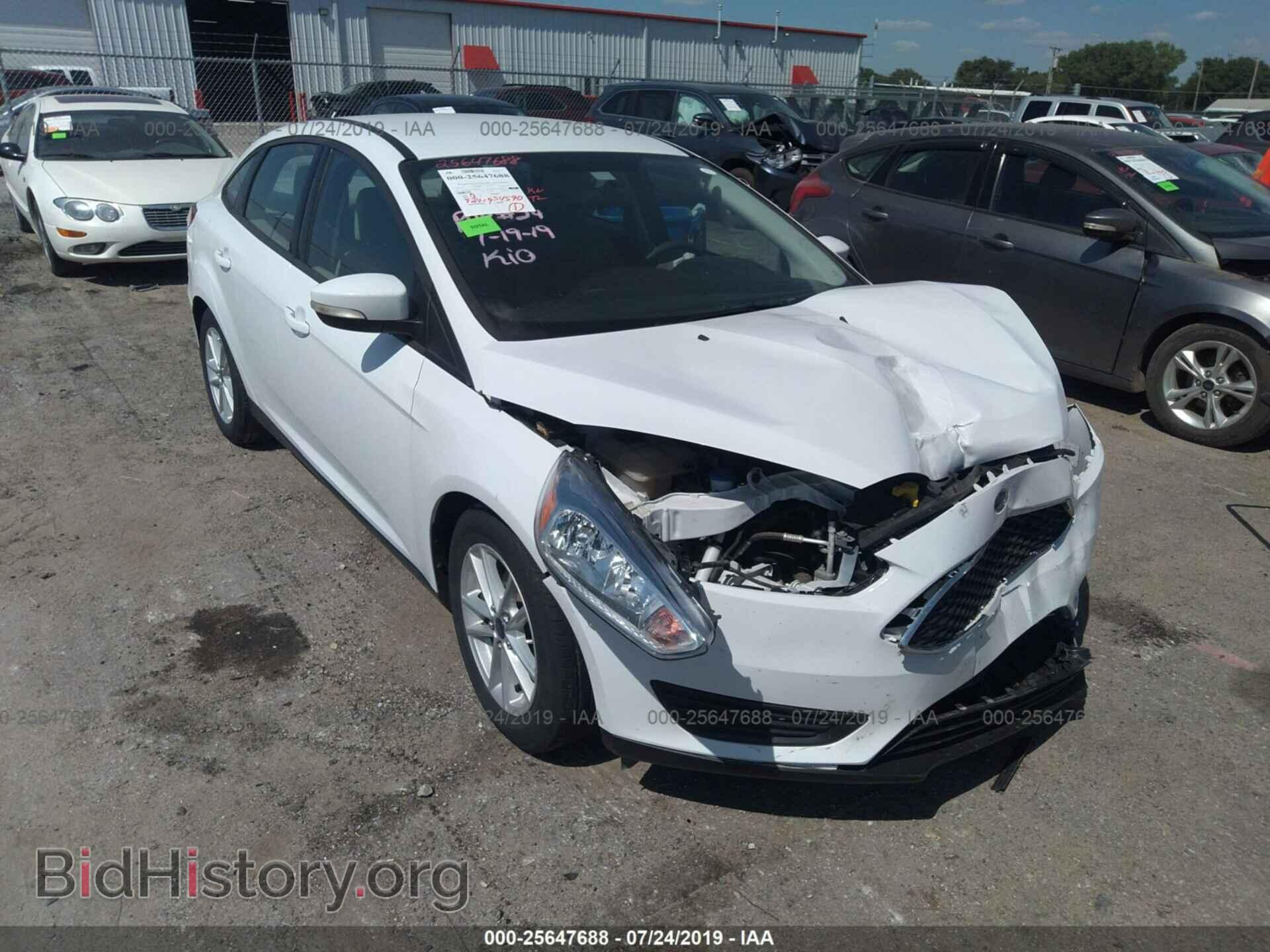 Photo 1FADP3F28FL220068 - FORD FOCUS 2015
