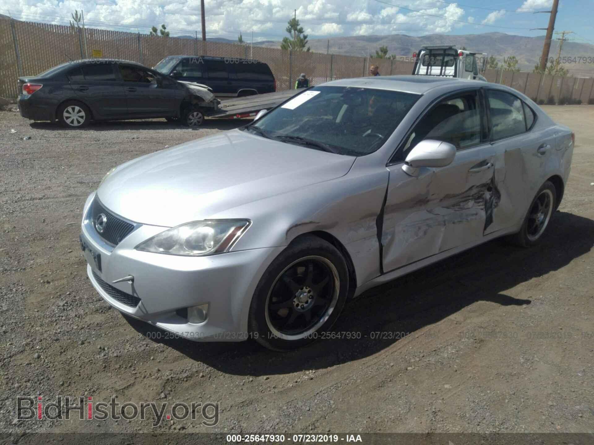 2006 LEXUS IS - VIN: JTHCK262162000208 - Фото 2
