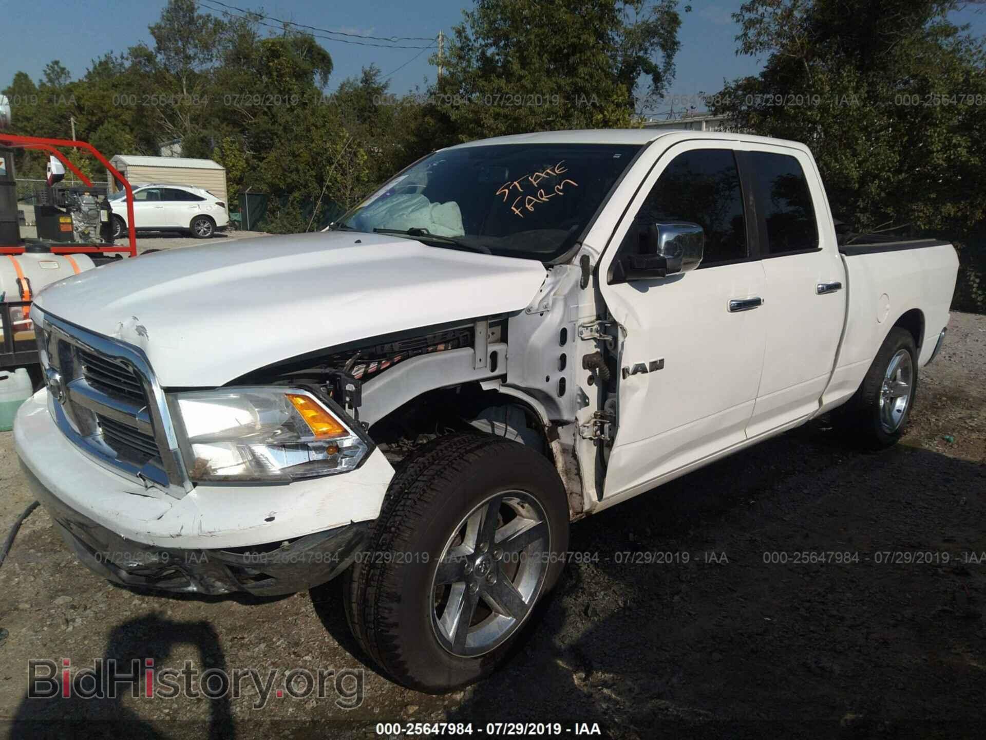 2010 DODGE RAM 1500 - VIN: 1D7RB1GT5AS248294 - Фото 2