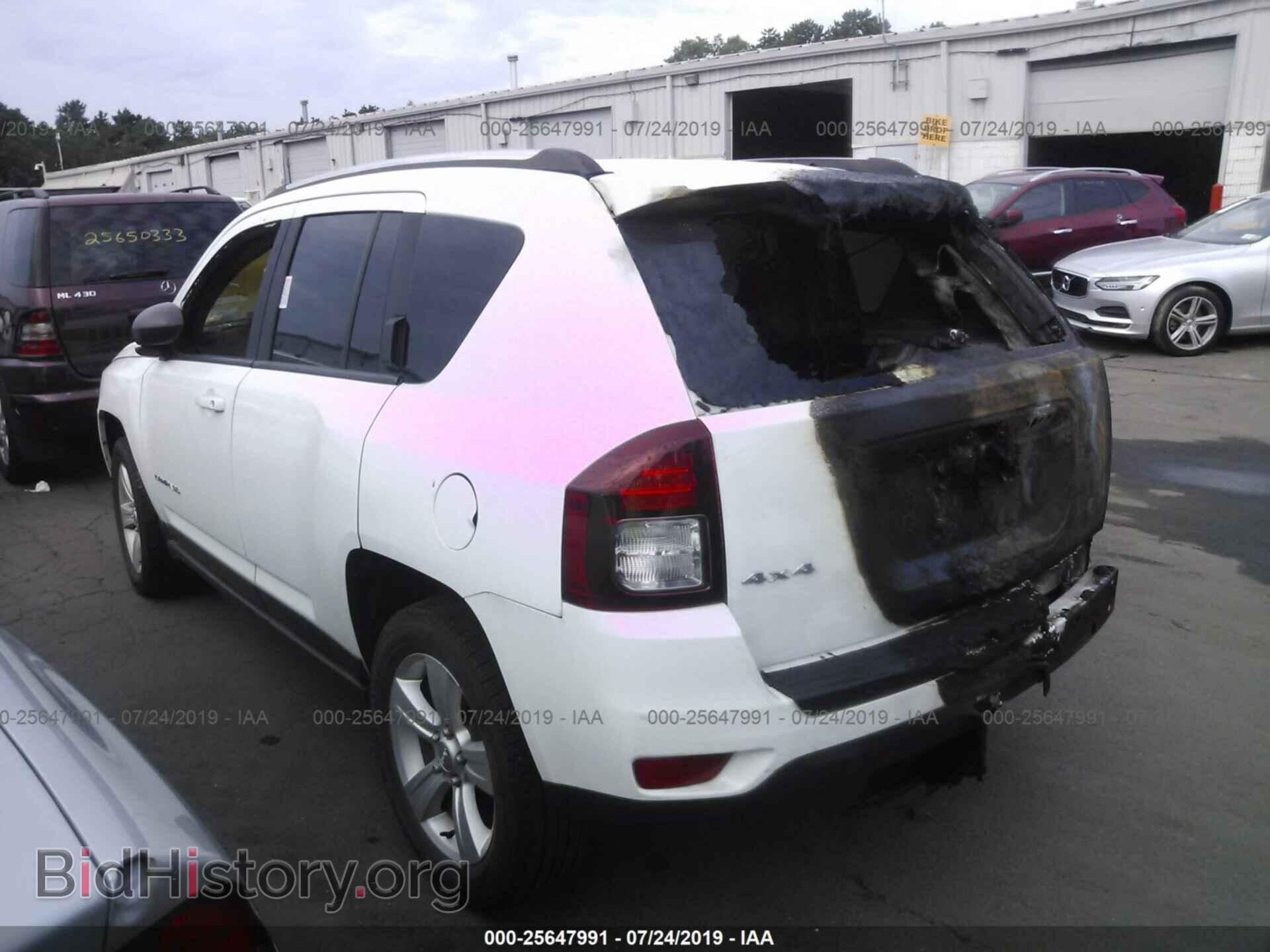 2014 JEEP COMPASS - VIN: 1C4NJDBB1ED841768 - Фото 3