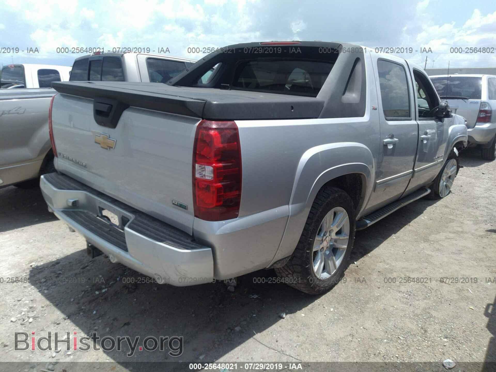 2010 CHEVROLET AVALANCHE - VIN: 3GNVKFE08AG267905 - Фото 4