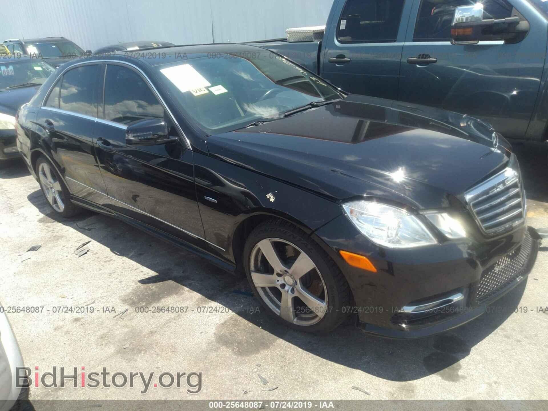 Photo WDDHF5KB0CA634622 - MERCEDES-BENZ E 2012
