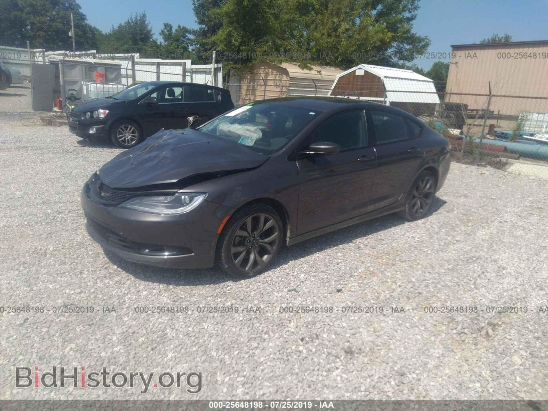 2016 CHRYSLER 200 - VIN: 1C3CCCDGXGN102520 - Photo 2