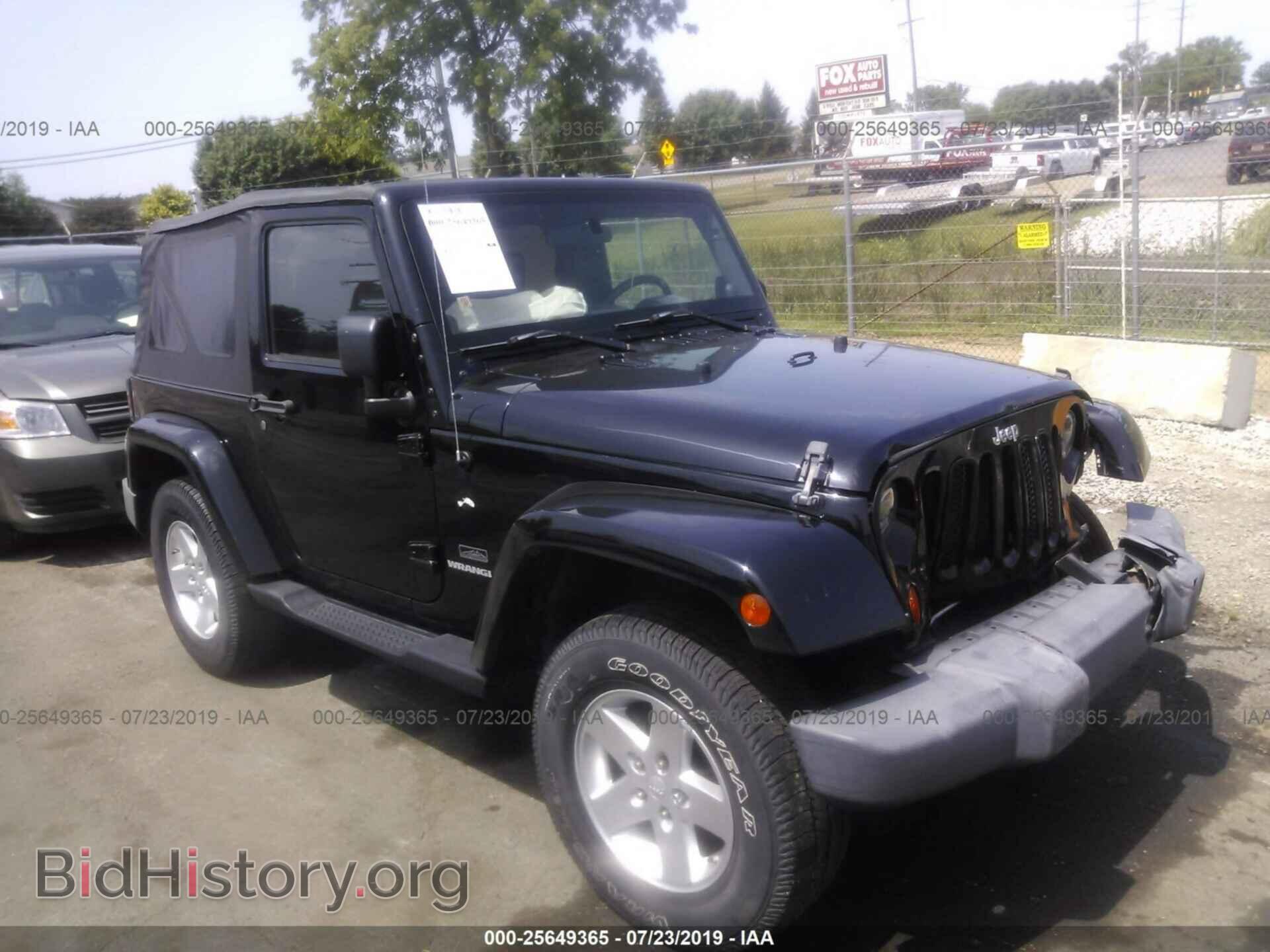 Photo 1J4FA24199L762626 - JEEP WRANGLER 2009