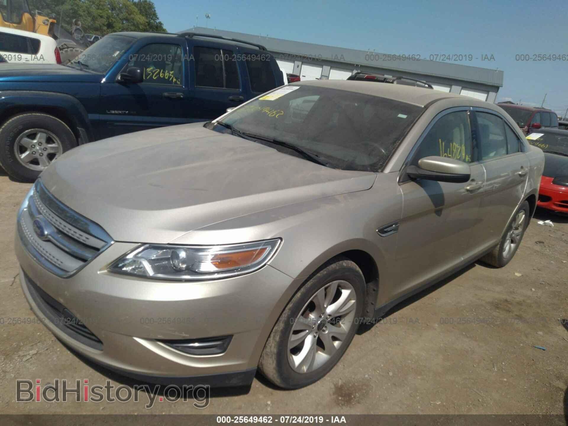 2011 FORD TAURUS - VIN: 1FAHP2EW6BG174128 - Photo 2