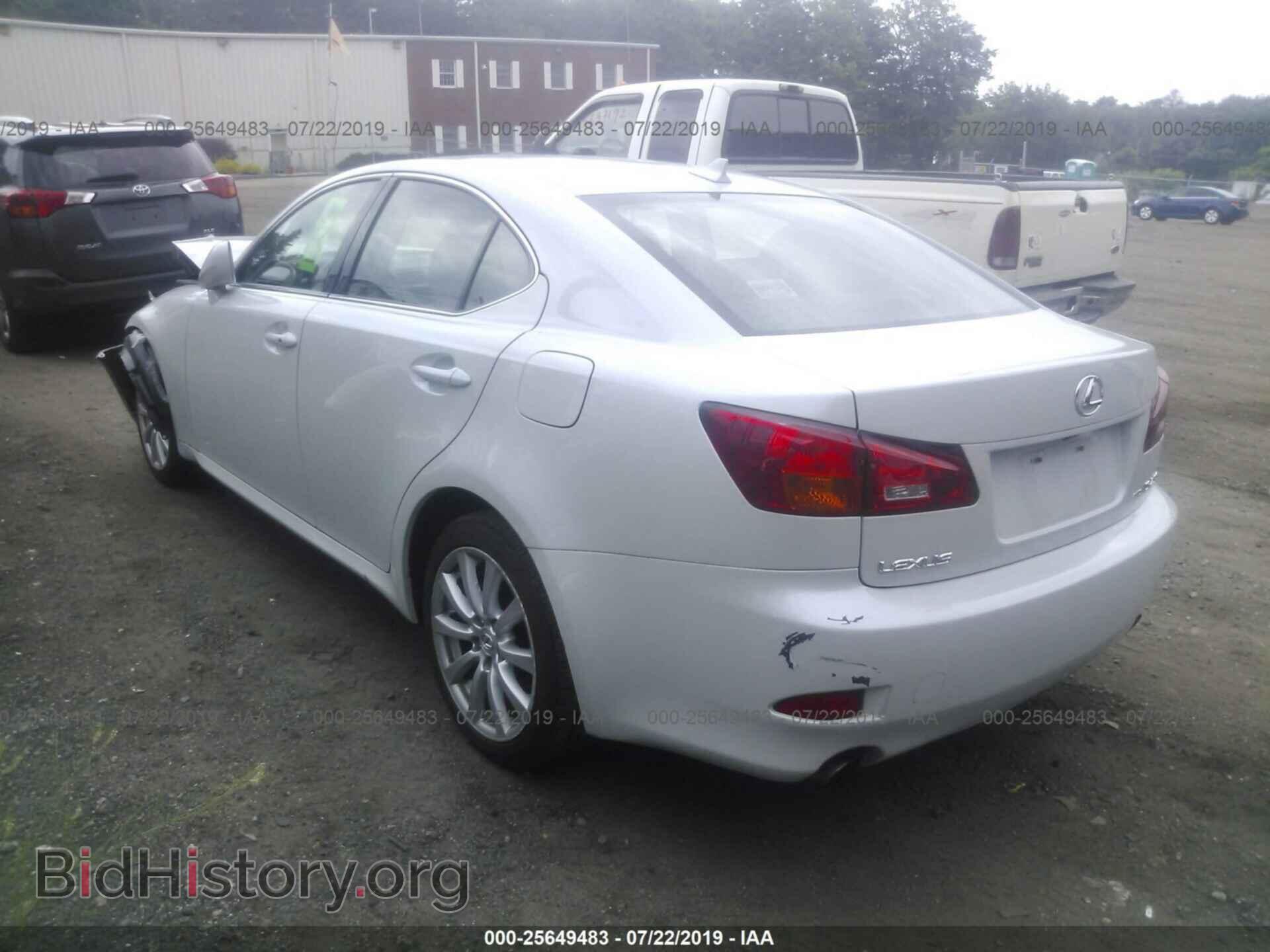 2007 LEXUS IS - VIN: JTHCK262472009177 - Photo 3