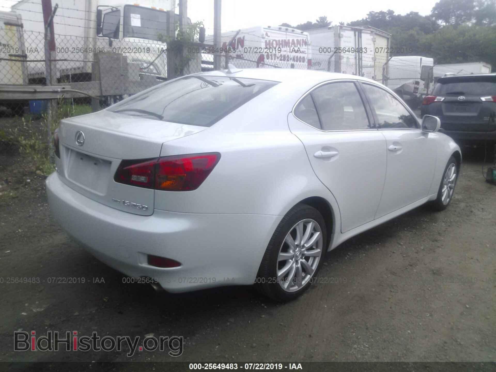 2007 LEXUS IS - VIN: JTHCK262472009177 - Photo 4